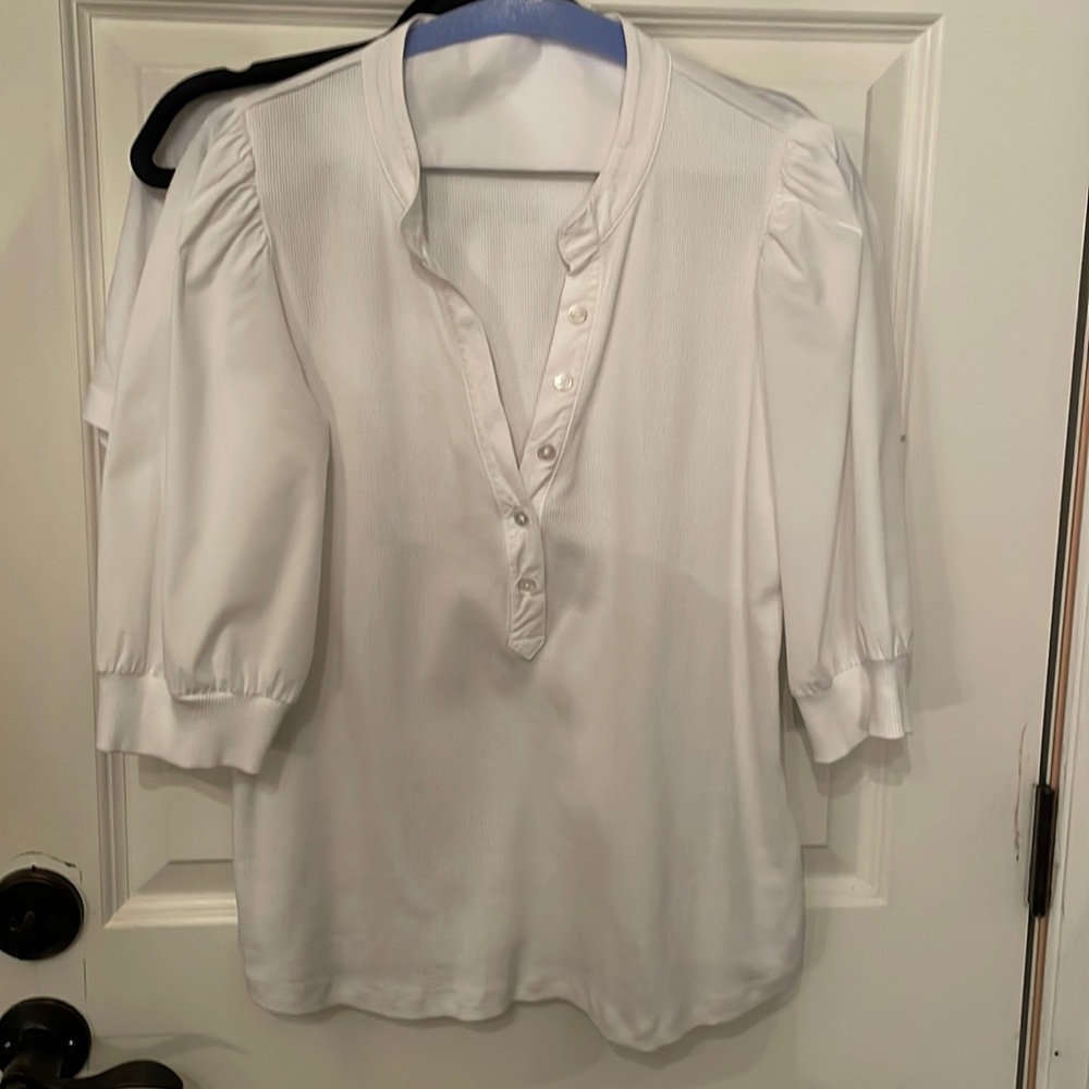 Veronica beard puff sleeve tee